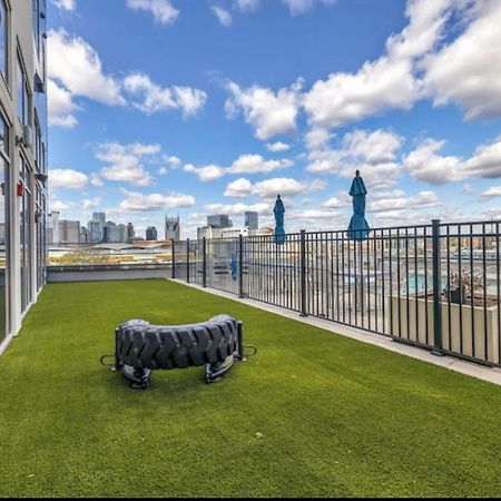 Spacious Castle W Gym Pool Free Parking I Walk To Dowtown N Broadway Nashville Buitenkant foto