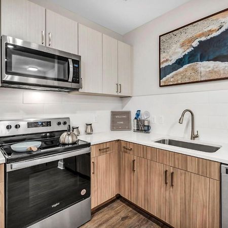 Spacious Castle W Gym Pool Free Parking I Walk To Dowtown N Broadway Nashville Buitenkant foto