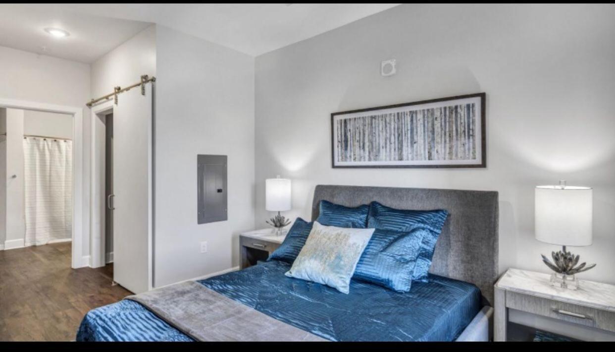 Spacious Castle W Gym Pool Free Parking I Walk To Dowtown N Broadway Nashville Buitenkant foto